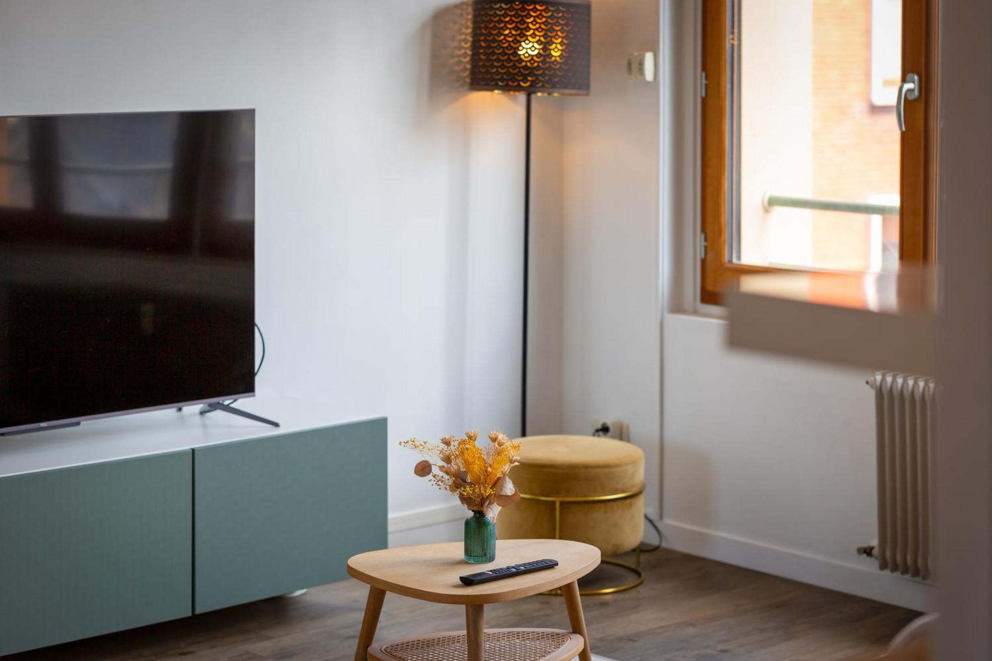 Juliette : *Logement Avec Balcon* Apartment รูออง ภายนอก รูปภาพ