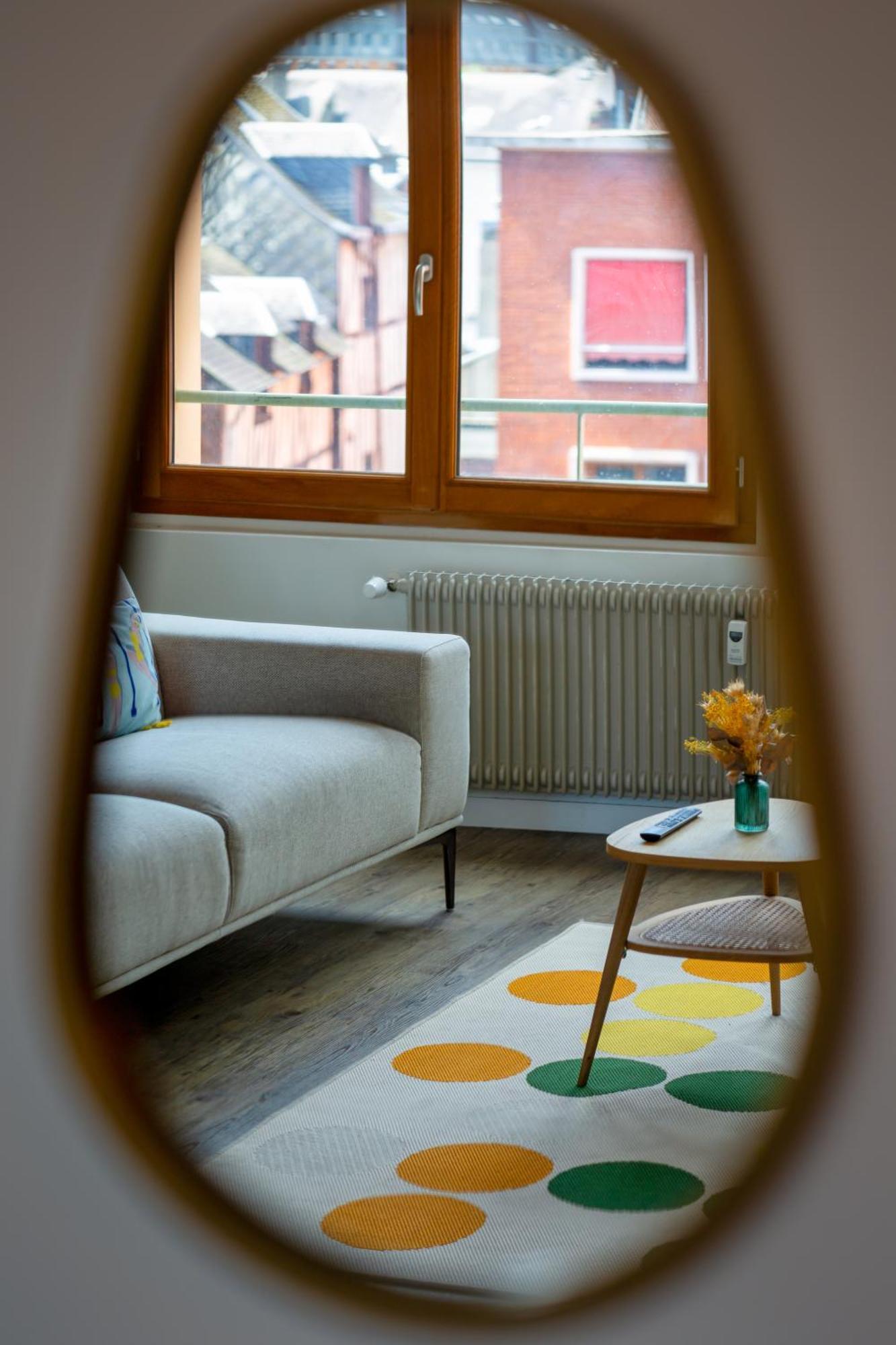 Juliette : *Logement Avec Balcon* Apartment รูออง ภายนอก รูปภาพ